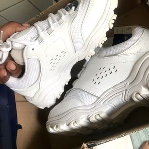 NWT Champion sneakers